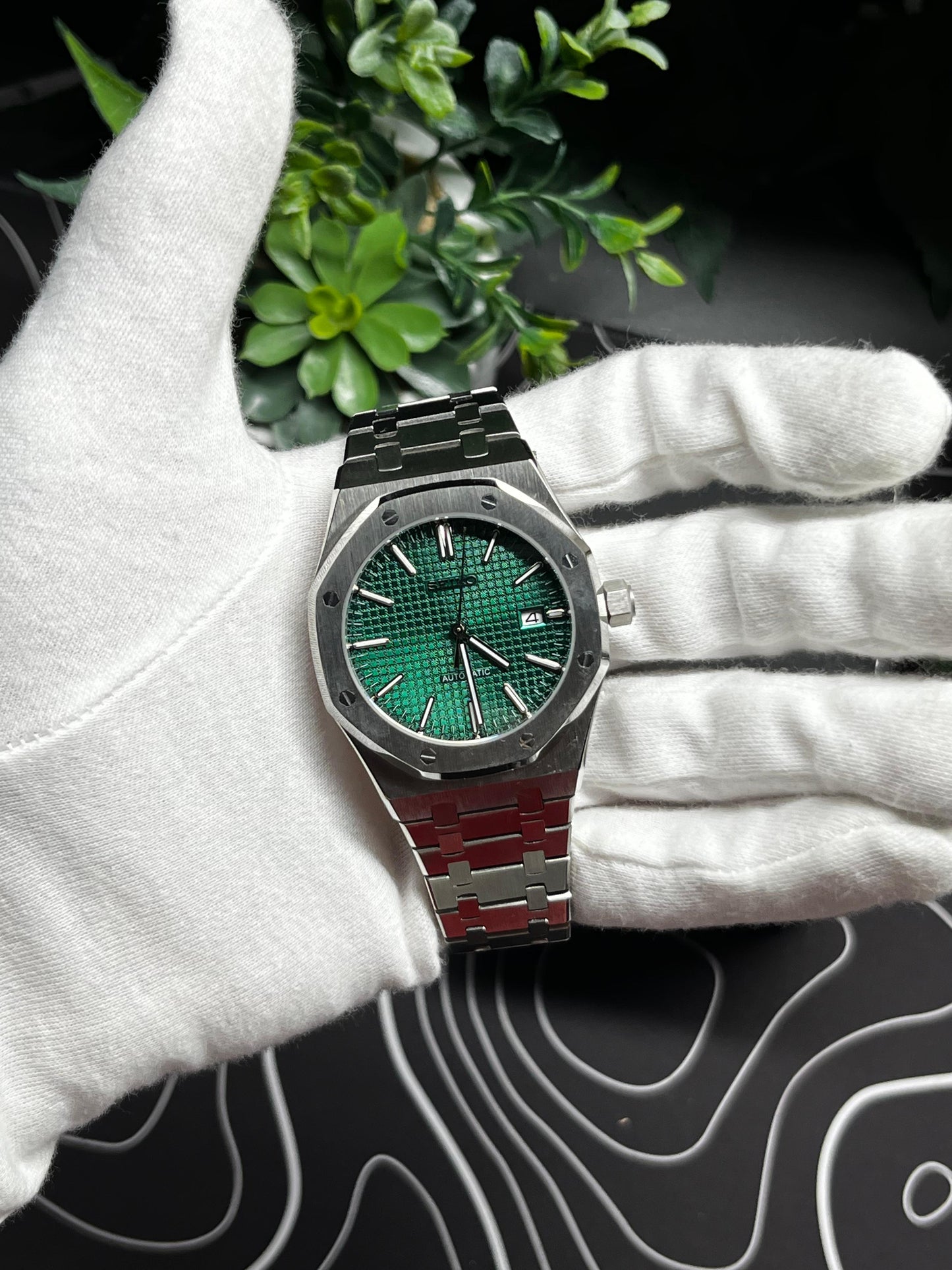 Seiko Mod Royal Oak Green