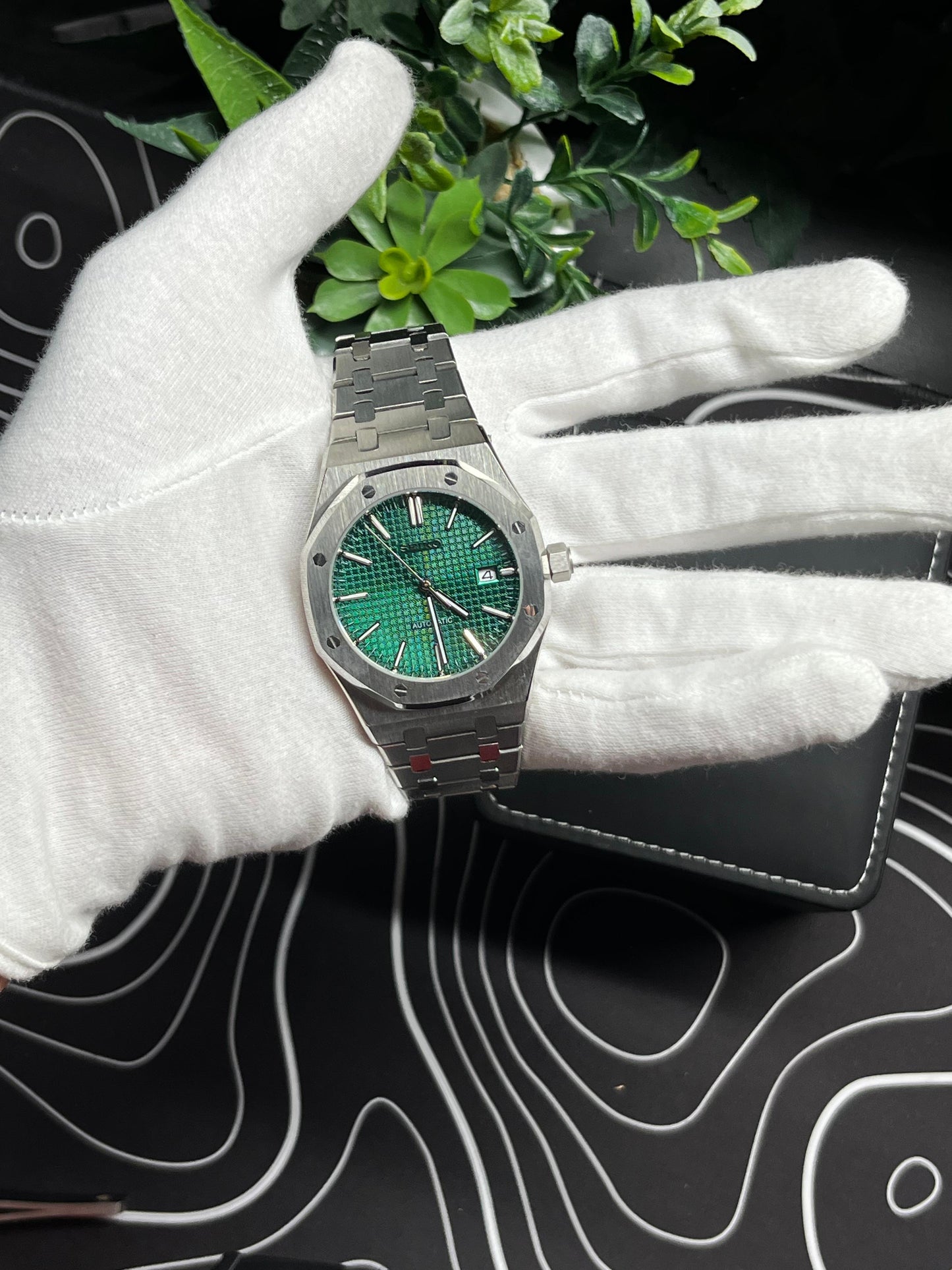 Seiko Mod Royal Oak Green