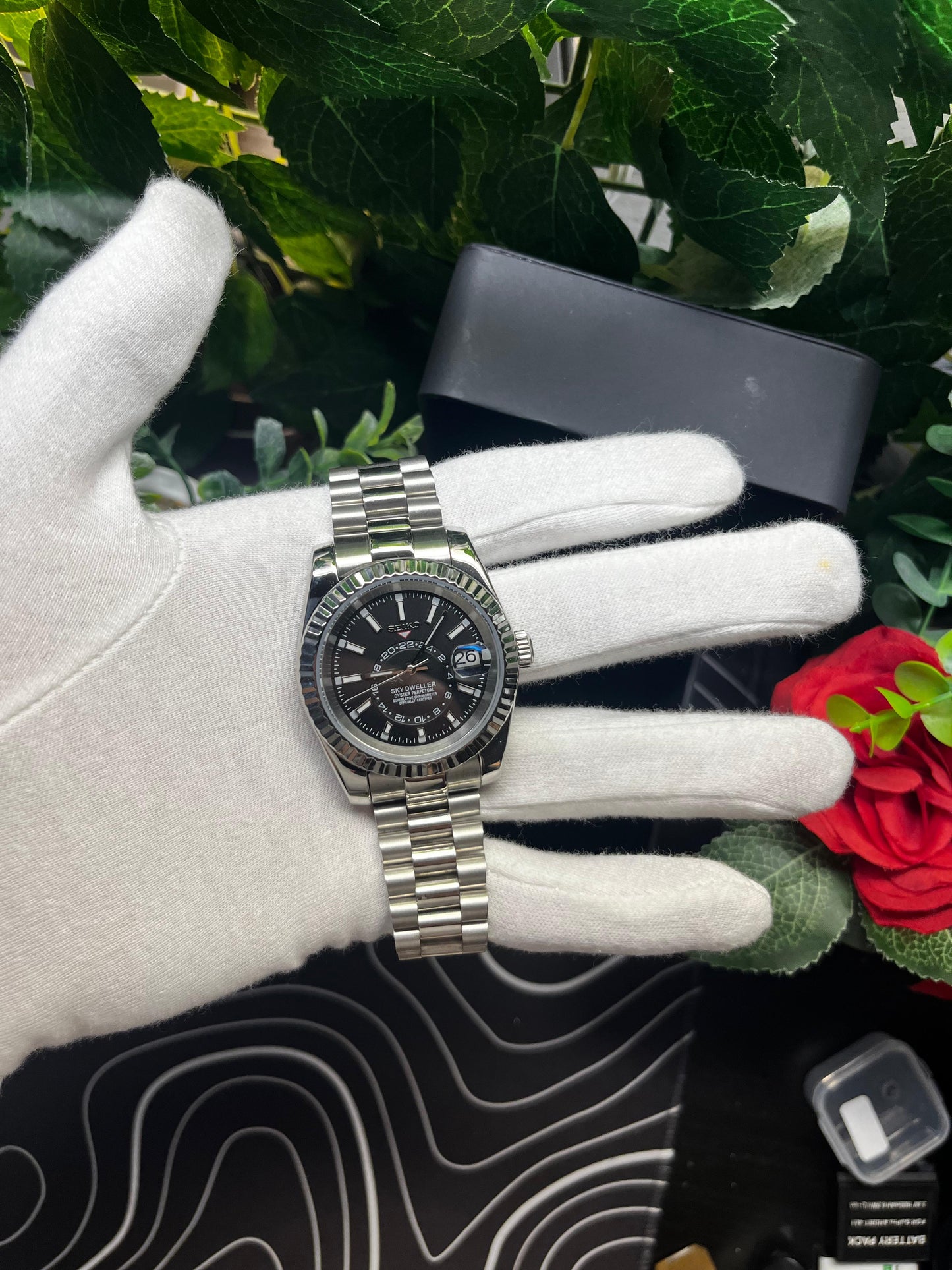 Seiko Mod Sky-Dweller Classic Black