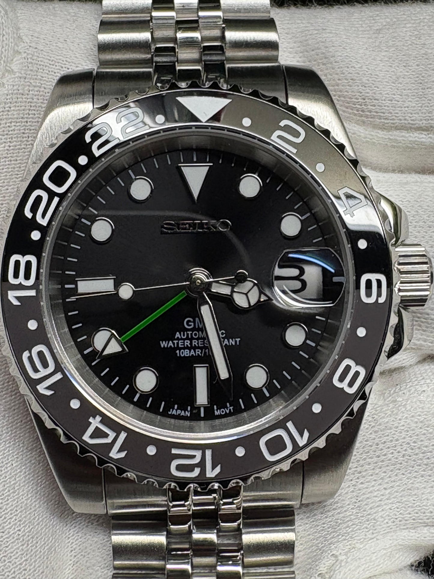 Seiko Mod GMT Bruce Wayne