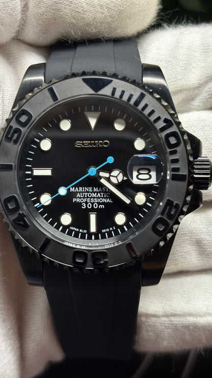 Seiko Mod Triple black V1