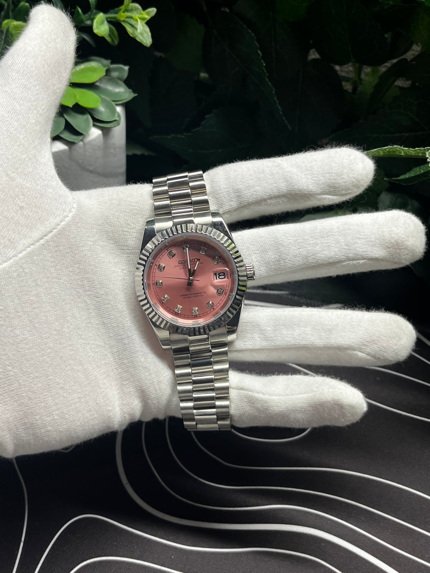Seiko Mod Pink diamonds