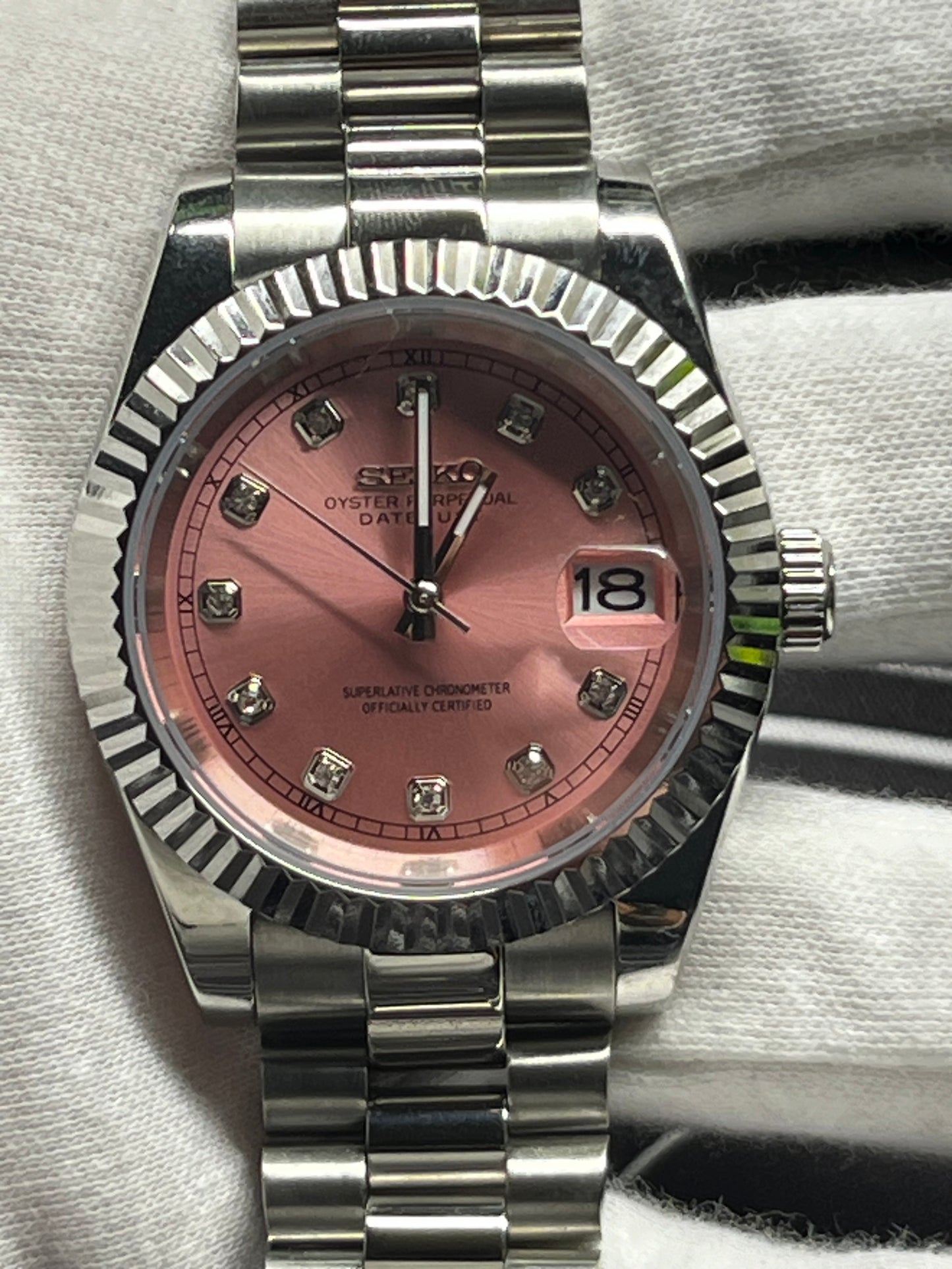 Seiko Mod Pink diamonds