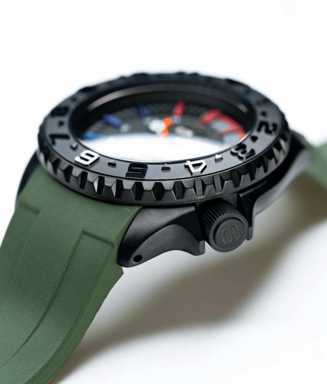 Seiko Mod SKX 5 Arc-en-ciel étoilé