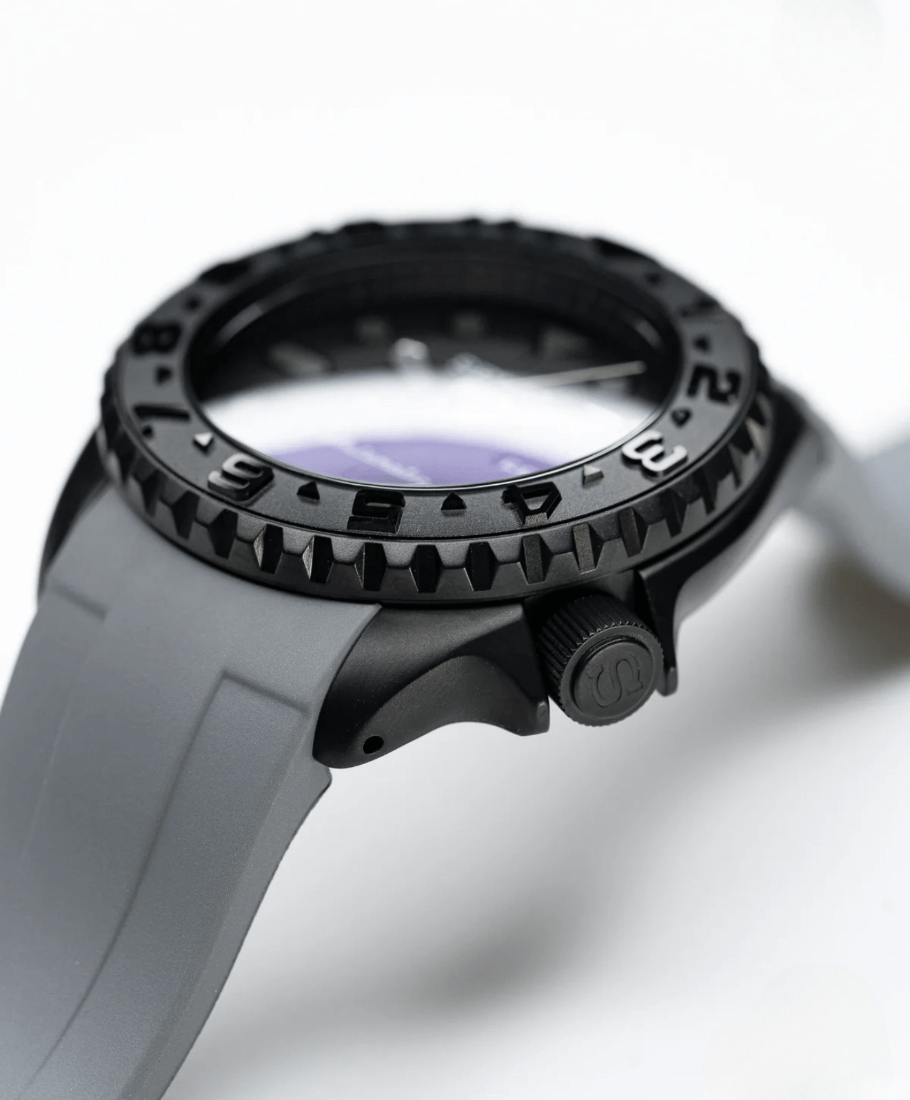 Seiko Mod SKX Stealth Gris